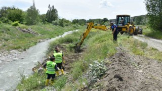 Sağanak yağışta zarar gören sulama bentlerinde çalışma