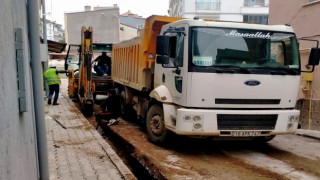 Sağlam muhtar, mahallesini aydınlattı