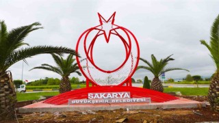 Sakaryanın simge noktaları ay yıldızla süsleniyor