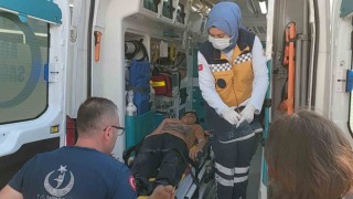 Salıncaktan düşen çocuk yaralandı