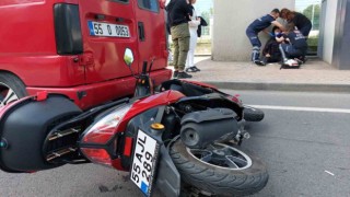 Samsunda dolmuşa arkadan çarpan motosiklet sürücüsü ölümden döndü