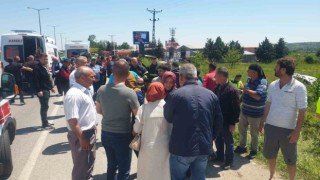 Şarampole yuvarlanan otomobilde aynı aileden 6 kişi yaralandı