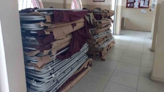 Seçim kabinleri oy kullanılacak merkezlere iletildi