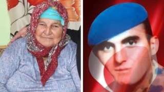 Şehit oğlunun yanına defnedildi