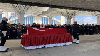 Şehit polis memuru Özgür Barçın, Ankarada son yolculuğuna uğurlandı