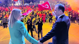 Silivri 19 Mayıs’ta Kırmızı Beyaza Büründü