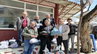 Simavda üreticilere yüzde 75 hibeli 4 bin 500 kilo yağlık ayçiçeği tohumu dağıtıldı