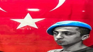 Şırnak şehidinin İstanbuldaki baba ocağı Türk Bayrakları ile donatıldı