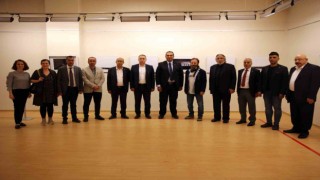 “Siyahtan Beyaza Yalnızlıklar” fotoğraf sergisi