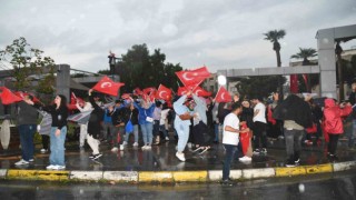 Sökede Cumhurbaşkanı Erdoğanın seçim zaferi meydanda kutlandı