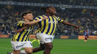 Spor Toto Süper Lig: Fenerbahçe: 1 - Trabzonspor: 0 (Maç devam ediyor)