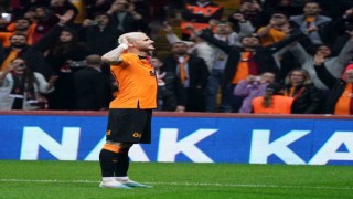 Spor Toto Süper Lig: Galatasaray: 1 - Medipol Başakşehir: 0 (İlk yarı)