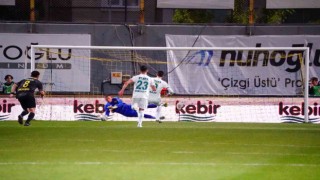 Spor Toto Süper Lig: İstanbulspor: 1 - Giresunspor: 0 (İlk yarı)