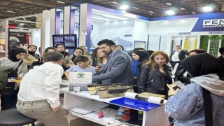 SUBÜlü öğrenciler TÜYAP Fuarında yenilikleri incelediler