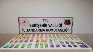 Şüpheli şahsın aracında 50 adet kaçak elektronik sigara bulundu