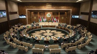 Suudi Arabistan Kralı Selmandan Esada Arap Birliği Zirvesi daveti