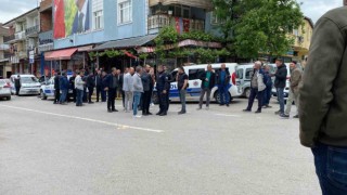 Tartışmayı tatlıya bağlamak için bir araya gelmişlerdi, bu kez kavga çıktı: 6 yaralı, 6 gözaltı