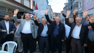 Taşovalılar seçim sonuçlarını kutladı