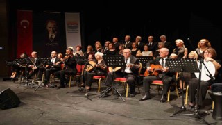Tazelenme Üniversitesi öğrencilerinden ikinci konser