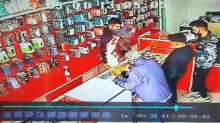 Telefon bataryasının patlama anı kameraya yansıdı