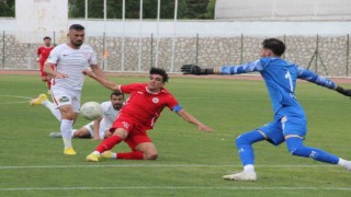 TFF 3. Lig Play-off: Karaman FK: 2 - Ayvalıkgücü Belediyespor: 1