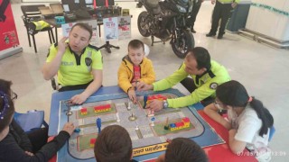 Trafik Güvenliği Haftasında çocuklara eğitim