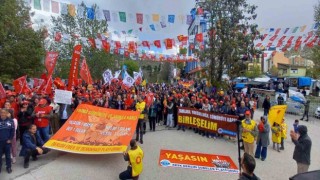 Tuncelide 1 Mayıs Emek ve Dayanışma Günü coşkuyla kutlandı