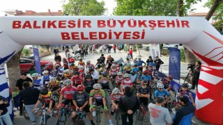 Türkiye Kupası yol bisiklet yarışları Sındırgıda başladı