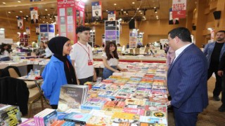 Tütüncü: “Binlerce kitap Antalyalı okurları bekliyor”