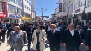 Ulaştırma Eski Bakanı Ahmet Arslan Ağrıda vatandaşlarla buluştu