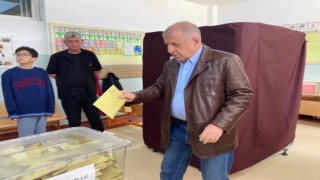 Ümit Özdağ oyunu Ankarada kullandı