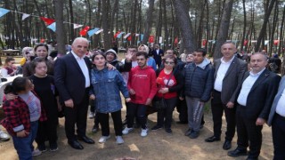 Ümraniyede gerçekleşen piknikte engeller ortadan kalktı