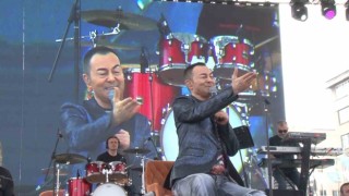 Ünlü müzisyen Serdar Ortaç Ümraniyede sahne aldı