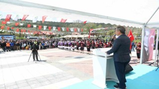 Üreğil Millet Bahçesinde 1 Mayıs kutlaması