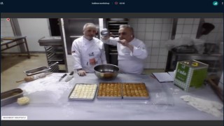 Usta şefler elinden baklavanın püf noktaları