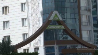 Uyuyan eşini yatakta öldürüp intihar etti