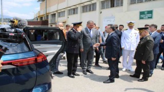 Vali Aksoy, makam aracı TOGG ile ilk resmi törene katıldı