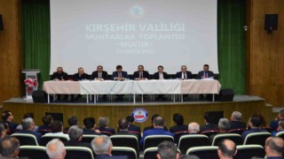 Vali Buhara muhtarları dinledi