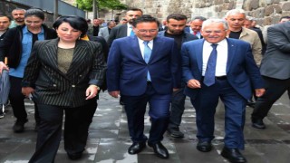 Vali Çiçekten Başkan Büyükkılıça övgü ve teşekkür