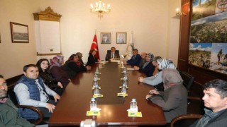 Vali Öksüz, vatandaşlarla bir araya geldi