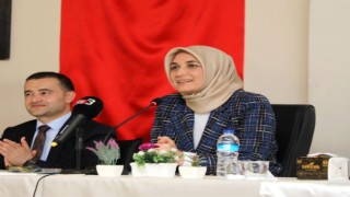 Vali Yiğitbaşı, üretim ve girişimcilikte başarılı olan kadınlarla bir araya geldi