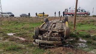 Vanda İran plakalı otomobil kaza yaptı: 1 yaralı