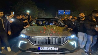 Yalovada Türkiyenin yerli ve milli ilk otomobili TOGG izdihamı