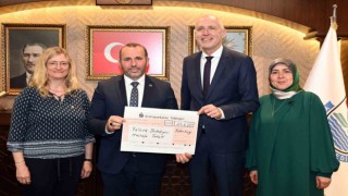 Yalovanın kardeş şehri Rottenburgtan depremzedelere 21 bin Euro bağış