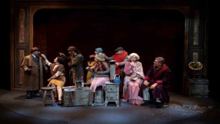 Yaşamak mı, yoksa ölmek mi? oyununa usta sanatçılardan tam not