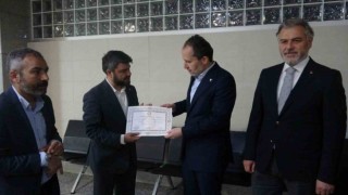 Yeniden Refah Partisi Genel Başkanı Fatih Erbakan mazbatasını aldı