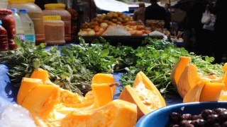 Zeybek Mahallesi pazar yerine kavuştu