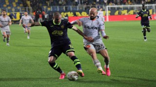 Ziraat Türkiye Kupası: MKE Ankaragücü: 1 - Başakşehir: 0 (İlk yarı)