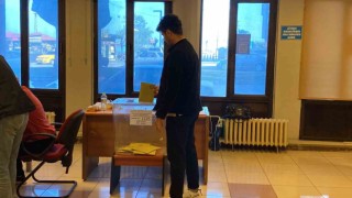 Zonguldakta oy verme işlemi başladı