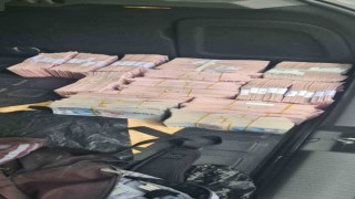 1 milyon 600 bin lirayı kaza sürü vererek çaldırdıklarını söylediler